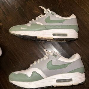 Nike Air Max 1 Green